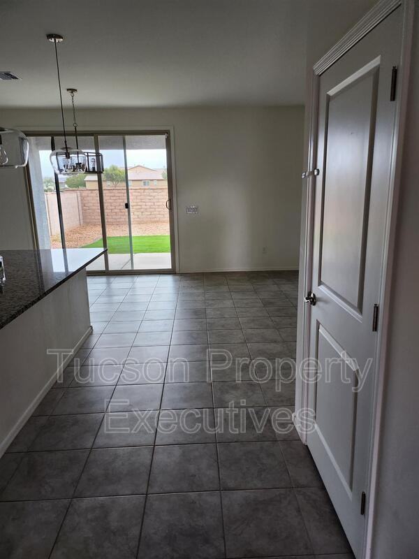 6391 E Calle Hora Cero - Photo 6 of 24