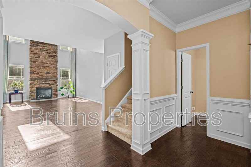1814 Castlegate Ct - Photo 2 of 38