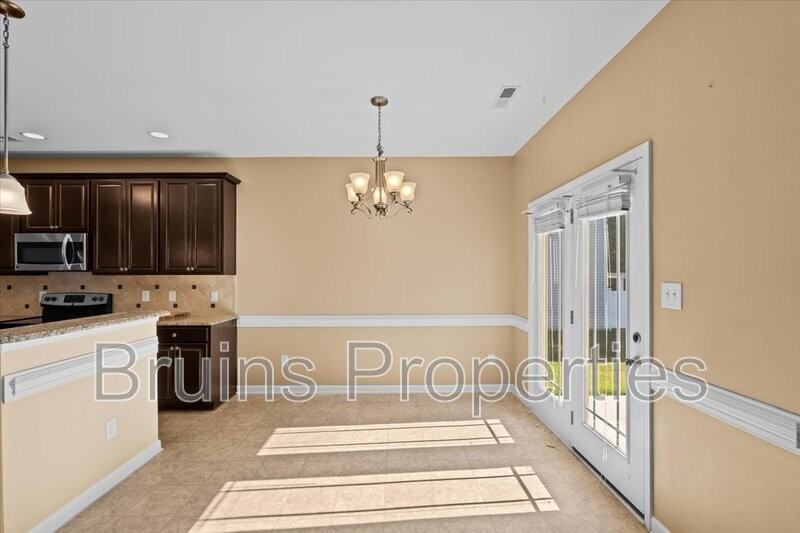 1814 Castlegate Ct - Photo 6 of 38