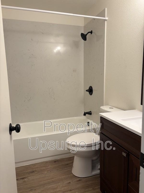 83 Mono Ave - Photo 7 of 8