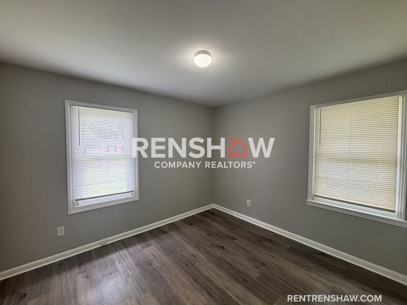 828 Harvey Cv - Photo 3 of 15