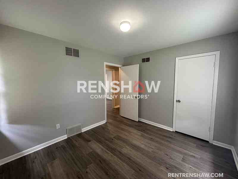 828 Harvey Cv - Photo 4 of 15