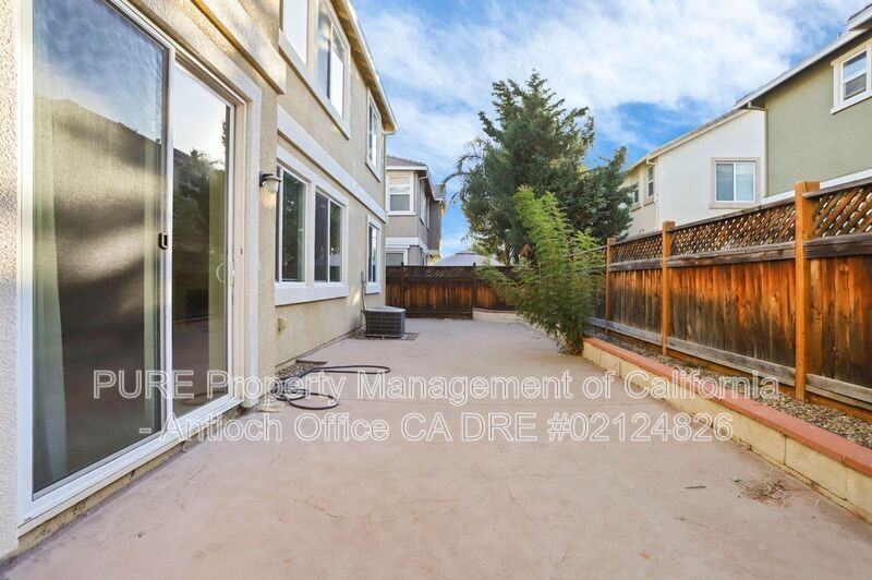 2446 Mojave Dr - Photo 2 of 46