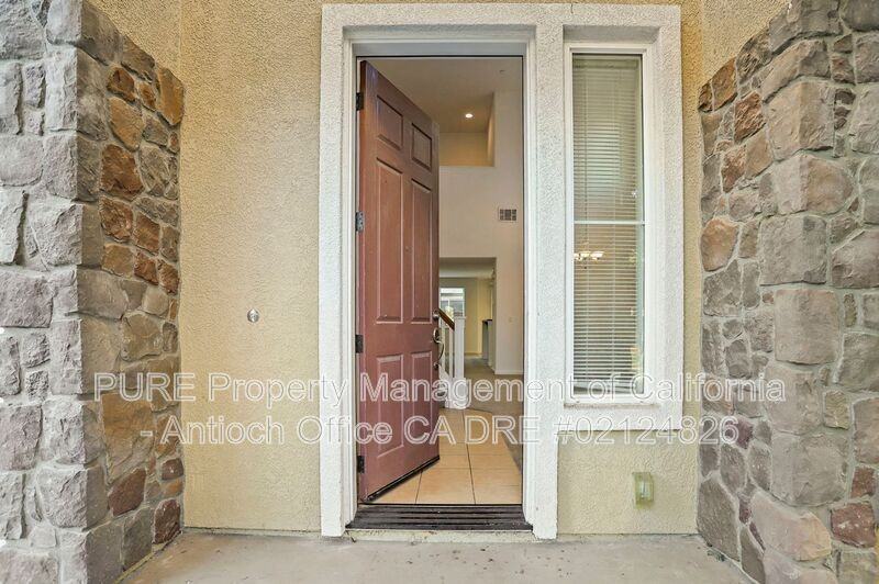 2446 Mojave Dr - Photo 5 of 46
