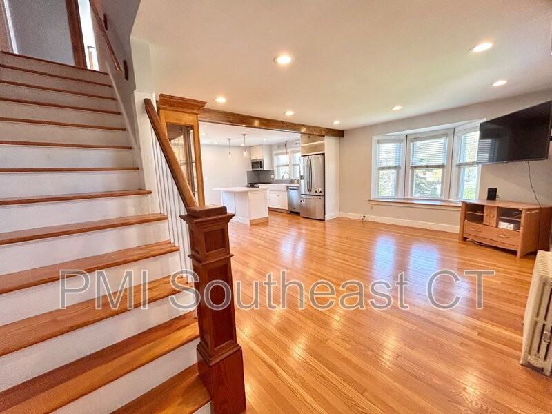 27 3rd Ave - Photo 5 of 16