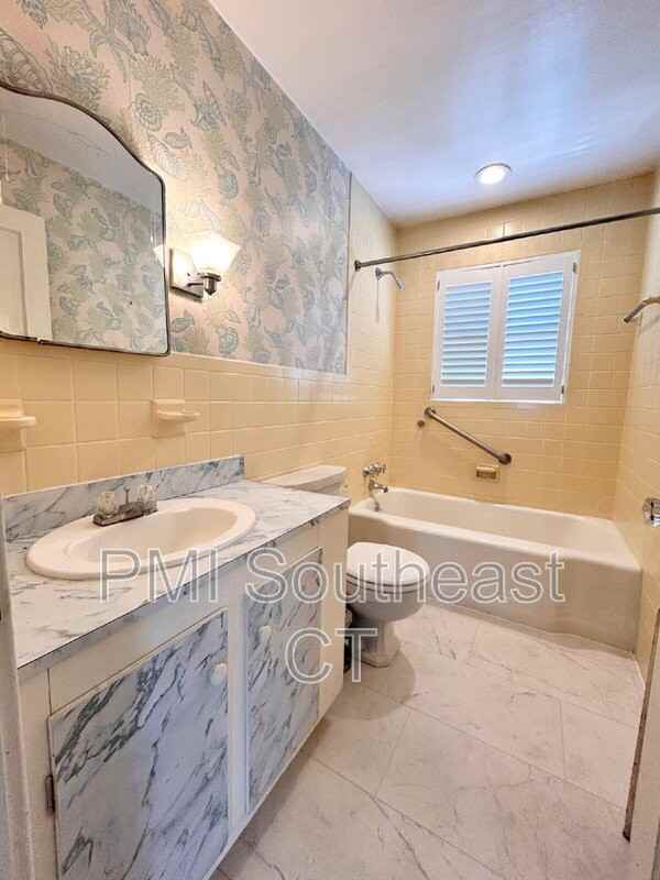 27 3rd Ave - Photo 7 of 16