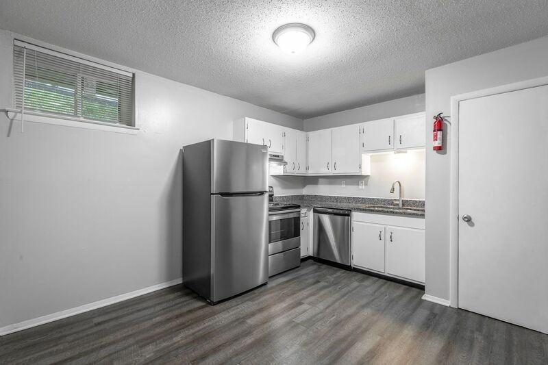 113 Goodson Ave #10 - Photo 2 of 19