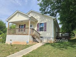 featured image of 2419 E Glenwood Ave