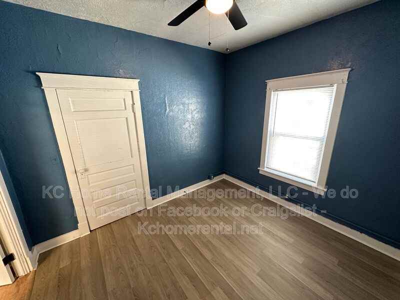 5233 E 6th St #2 - Photo 5 of 30