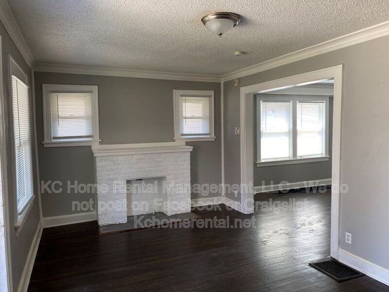 4144 College Ave - Photo 7 of 25