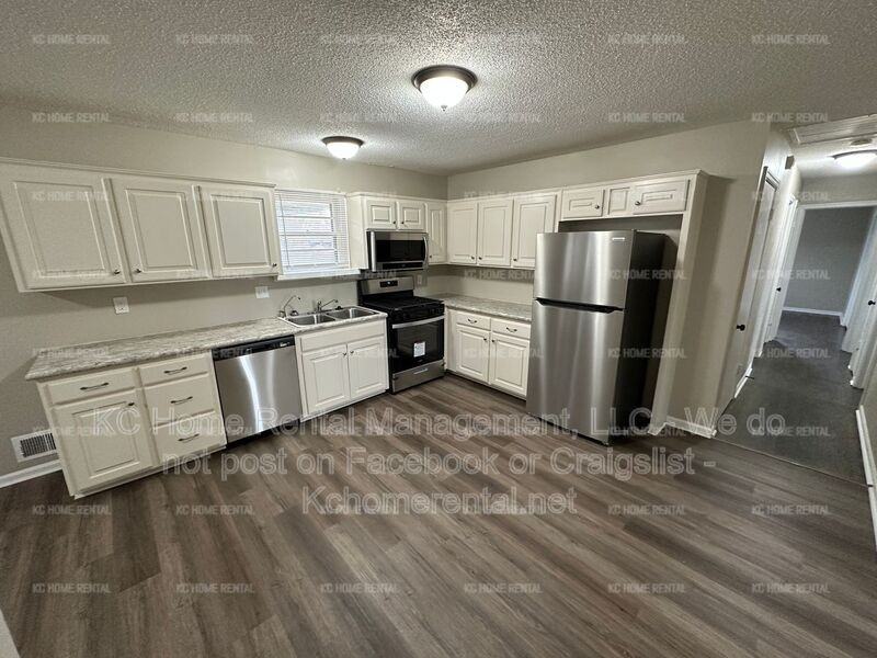 101 Sw Moore St - Photo 3 of 50