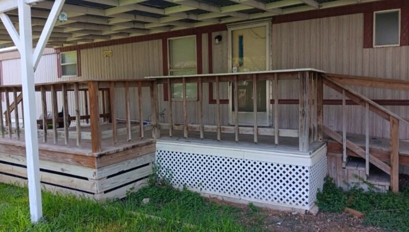 3230 S Loopeast , - Photo 2 of 10