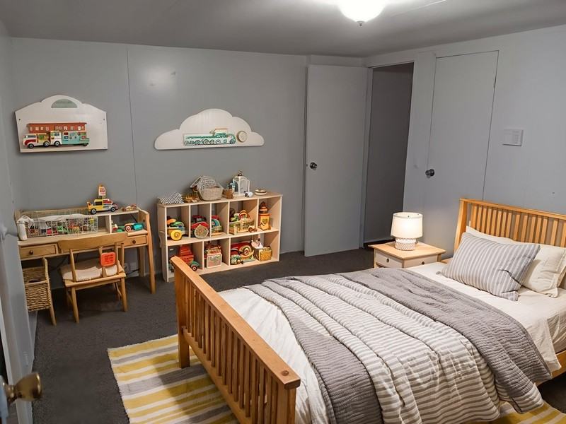 3230 S Loopeast , - Photo 5 of 10