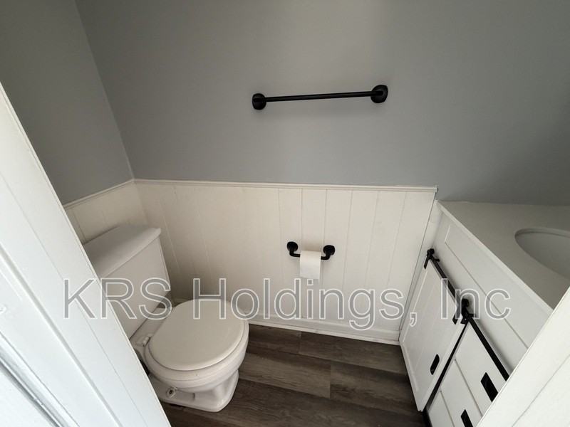 1232 White Birch Ln - Photo 5 of 12