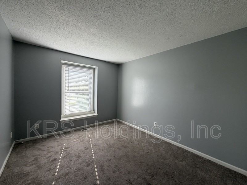 3521 Sierra Arch - Photo 4 of 18