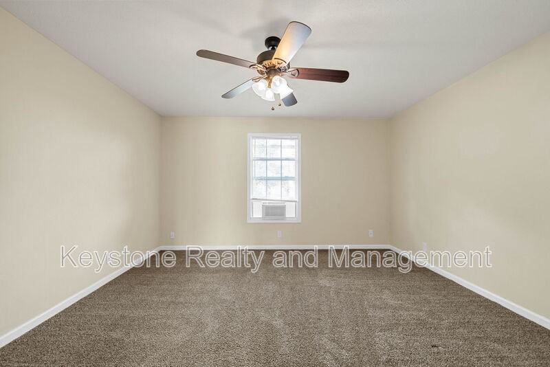 2331 Raleigh Ct - Photo 4 of 16