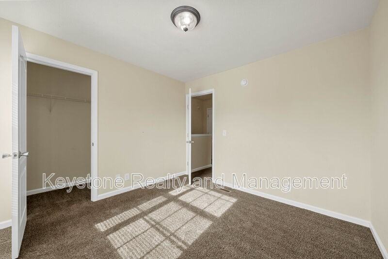 2331 Raleigh Ct - Photo 6 of 16