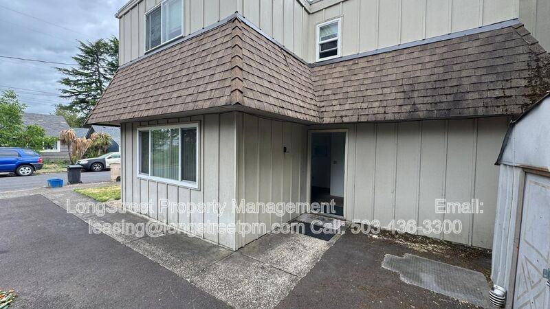 1310 Nw Fillmore Ave - Photo 2 of 17