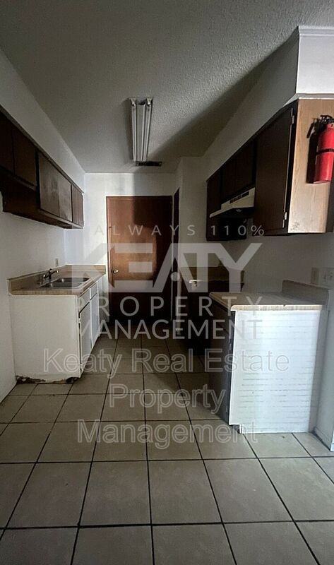 101 Limoges St #C - Photo 3 of 6