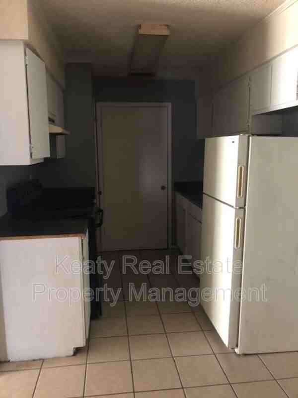 101 Limoges St #B - Photo 3 of 10