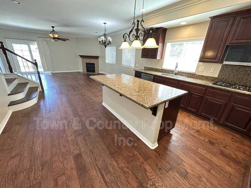 9360 Alderwood Dr - Photo 5 of 28