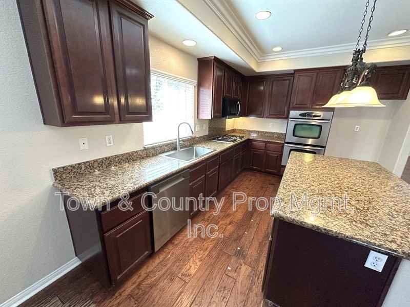 9360 Alderwood Dr - Photo 6 of 28