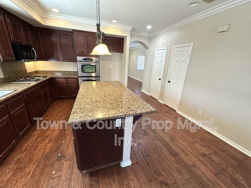 9360 Alderwood Dr - Photo 7 of 28