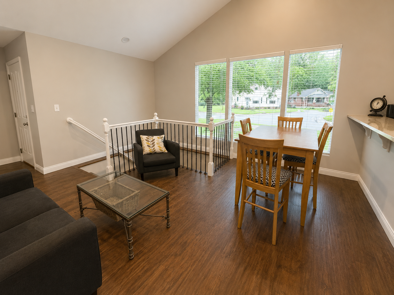 1415 Paris Rd #A - Photo 4 of 31
