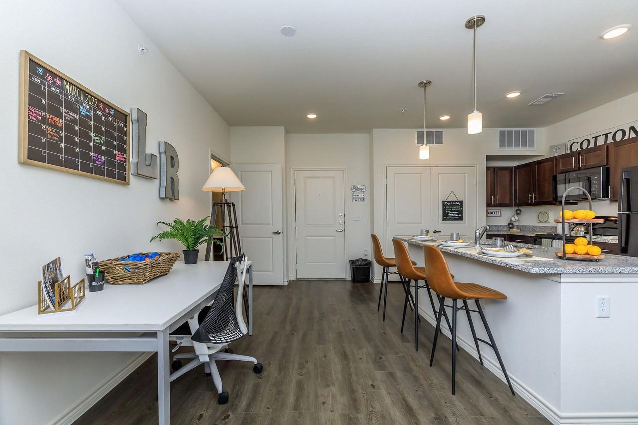 Limestone Ridge - Photo 7 of 21