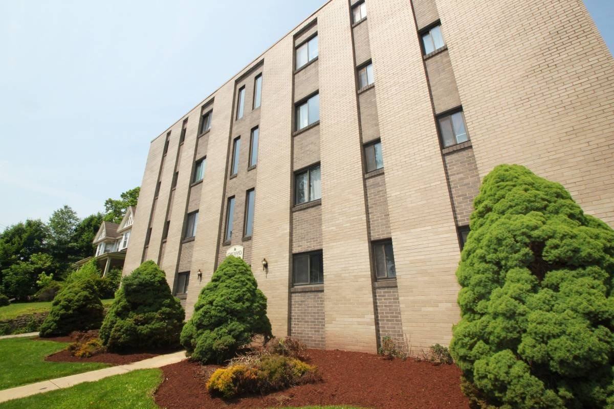 ORCHARD AVE -- 149 - Photo 4 of 21