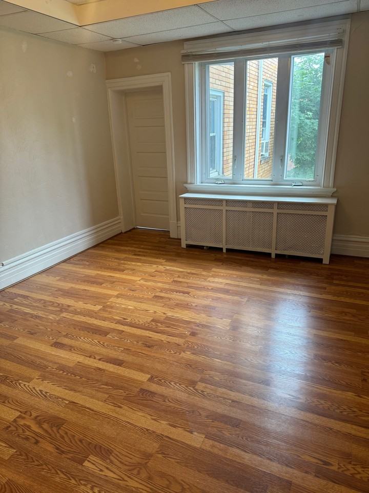 430 South Fairmount Street - Photo 4 of 5