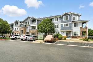 featured image of 5255 Memphis St