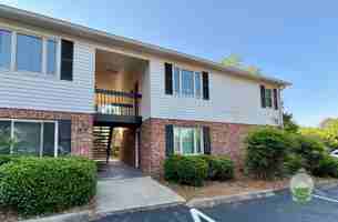 featured image of 710 N Maple St
