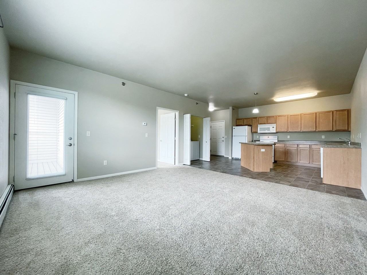 Encore Apartments - Photo 5 of 11