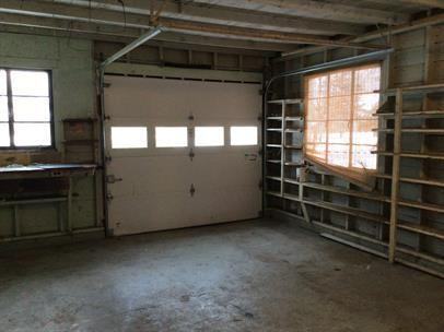 524 N Kinney - Photo 3 of 14