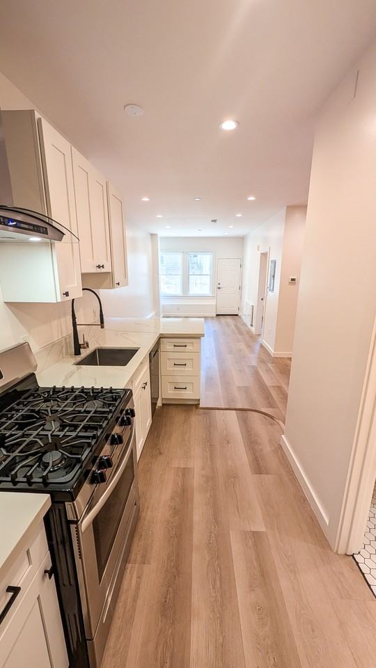 1477 California Street - Photo 4 of 12