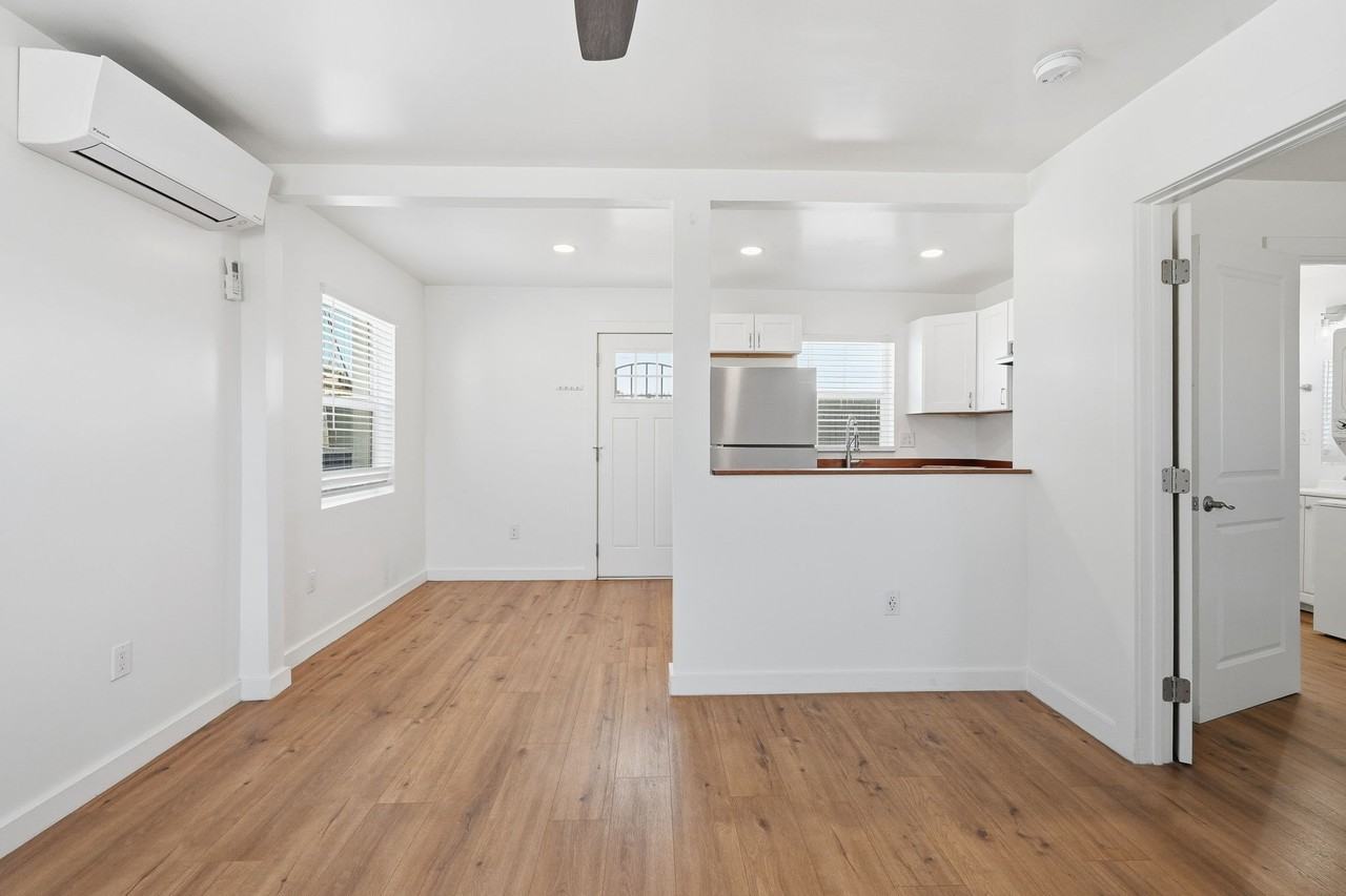 1718 North 26th Place - Photo 7 of 24