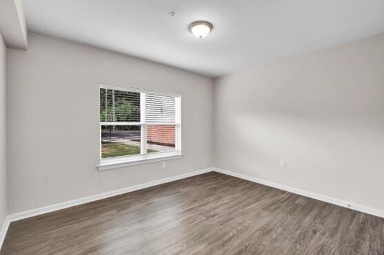 1622 W. Market Street - Photo 3 of 11