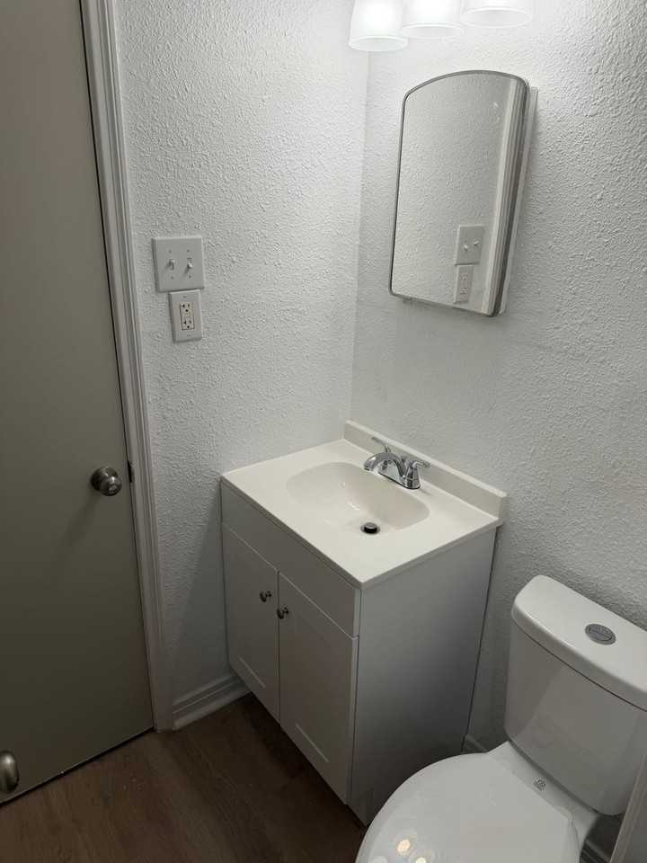 112 Sw Murphy Rd - Photo 6 of 10
