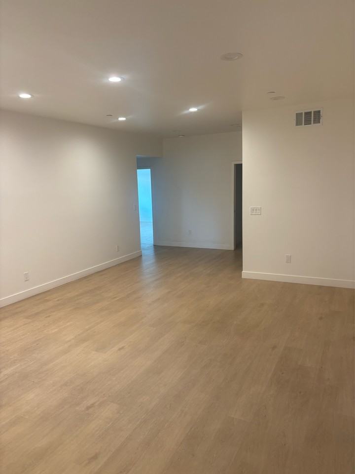 2317 Olive Avenue - Photo 6 of 23