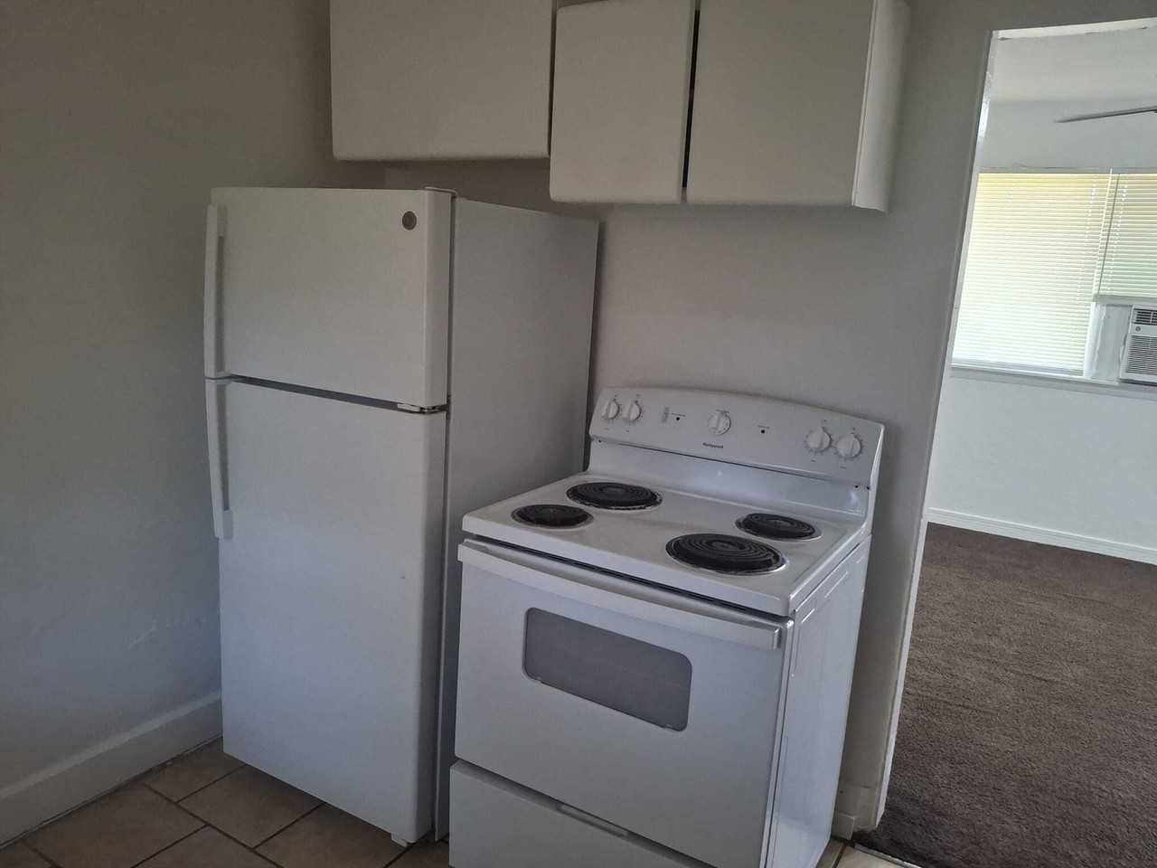 45 Northwest 24th Street - Photo 6 of 8