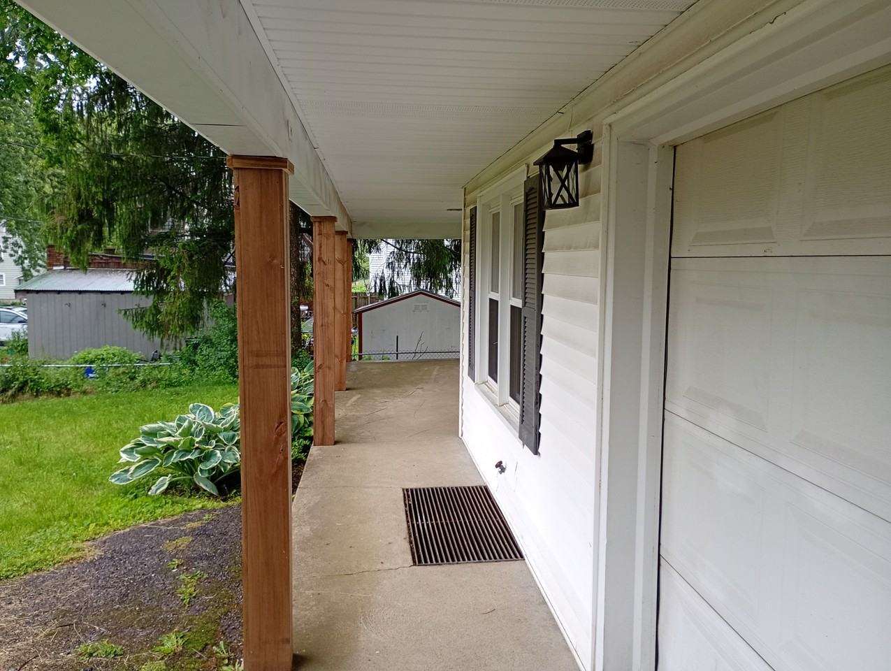 245 Euclid Ave - Photo 2 of 28