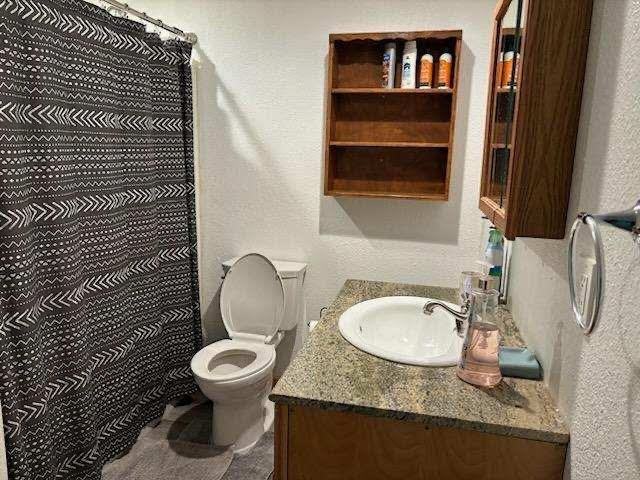 11809 N Pinetree Rd Unit C #11809UNITC - Photo 4 of 6