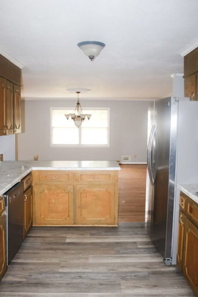 302 11th St Ne - Photo 5 of 25