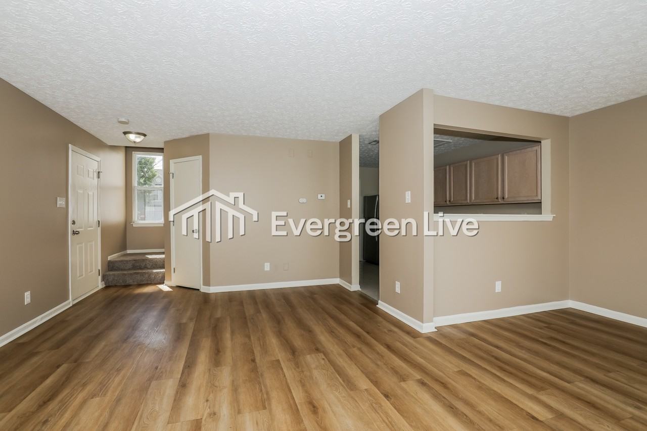 6758 Pembridge Way - Photo 2 of 15