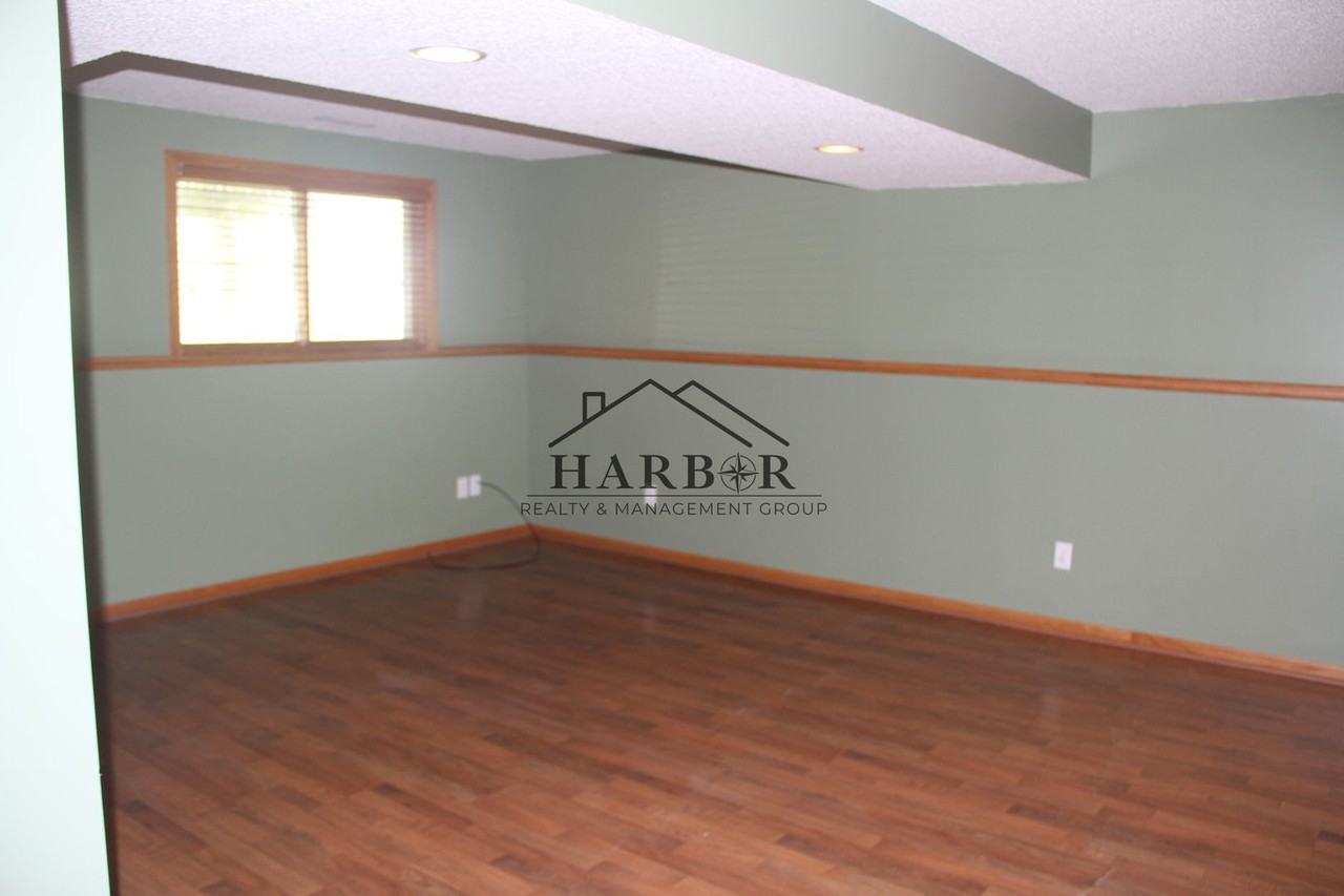 4874 Opal Ln Nw - Photo 4 of 11