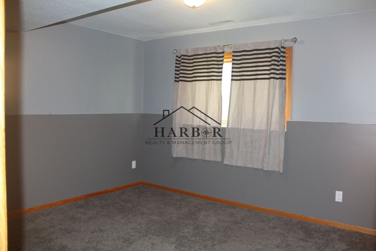 4874 Opal Ln Nw - Photo 6 of 11