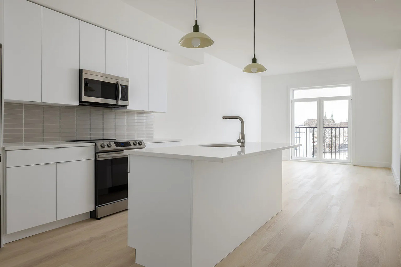 2654 Coral St - Photo 6 of 18