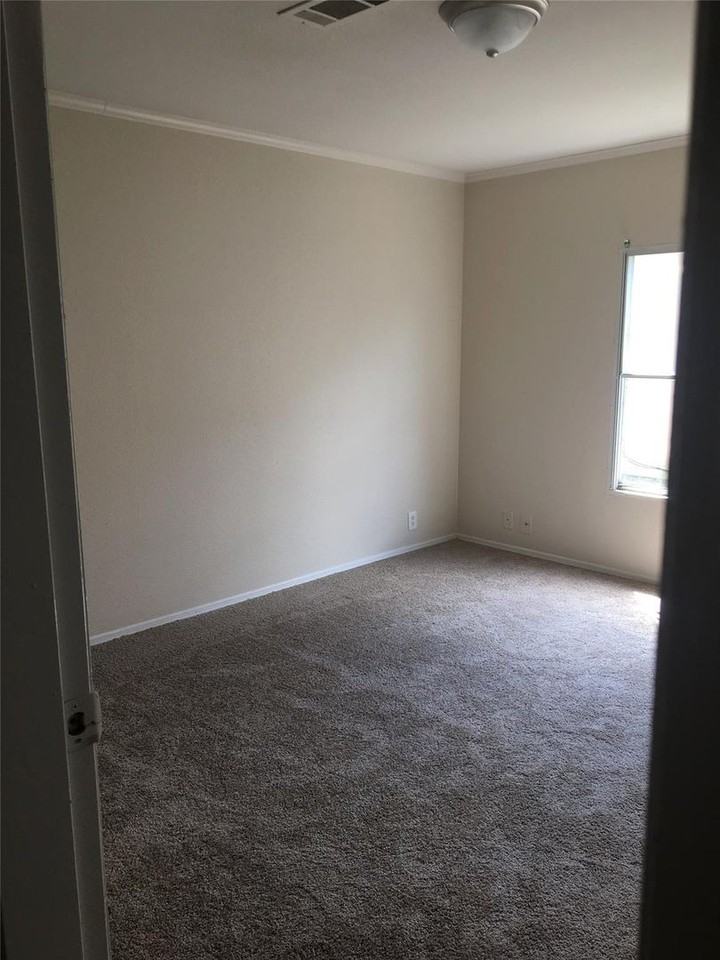 11934 Greensbrook Forest Dr - Photo 5 of 5