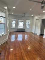 featured image of 214 Oak St